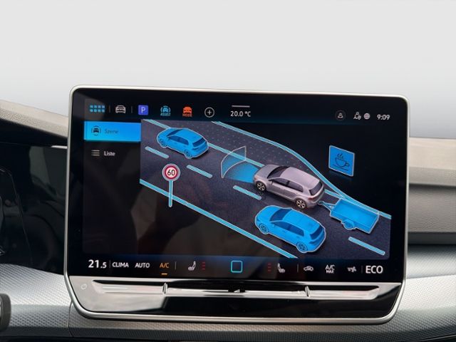 Golf VIII ENERGY 1.5 e-HYBRID DSG REAR VIEW NAVI