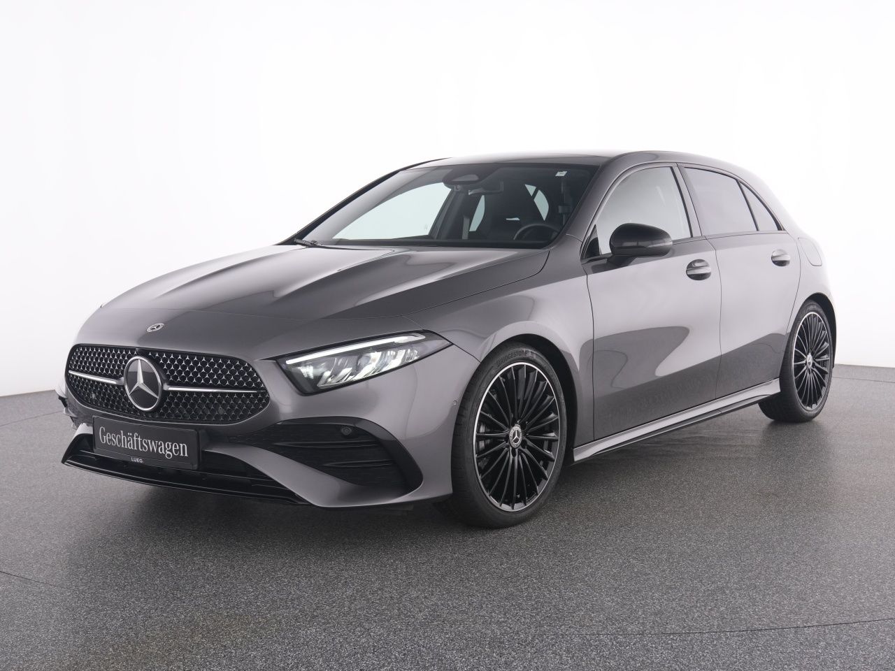 Mercedes-Benz A 200 d SPECIAL-EDITION+AMG+19''+NIGHT+PANO+KAM. imagem 2