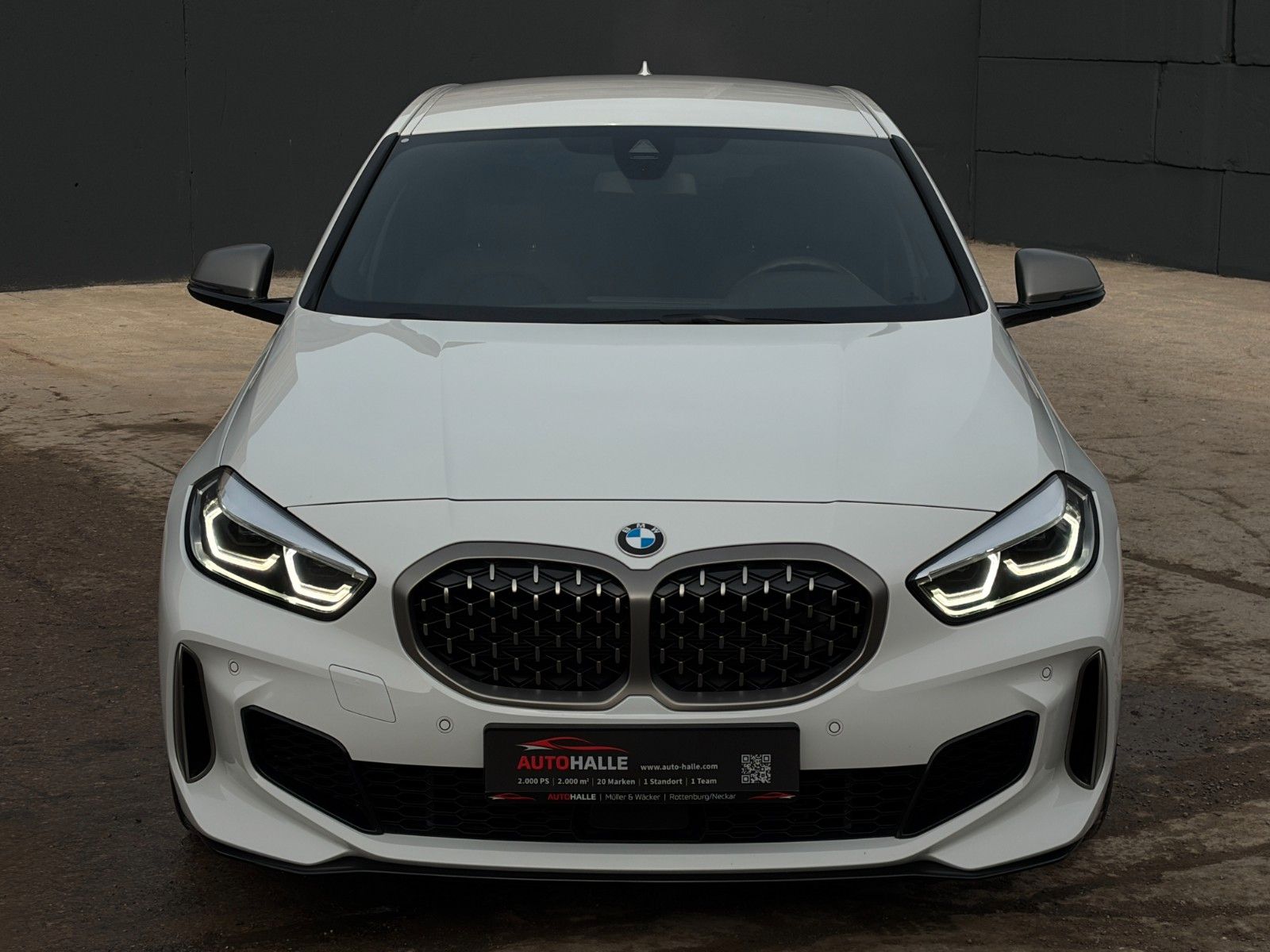 Fahrzeugabbildung BMW M135i xDrive HiFi SHZ LED DAB PDC Wireless Temp
