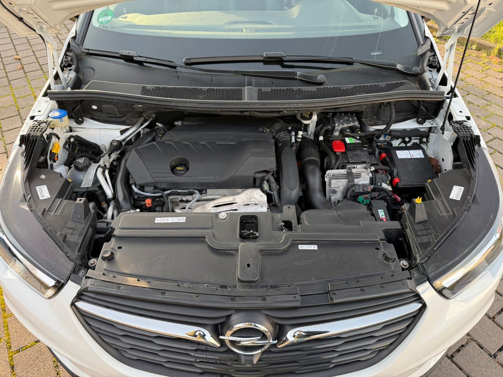 Fahrzeugabbildung Opel Grandland (X)+ALLRAD+ULTIMATE+AHK+NEUE BATTERIE