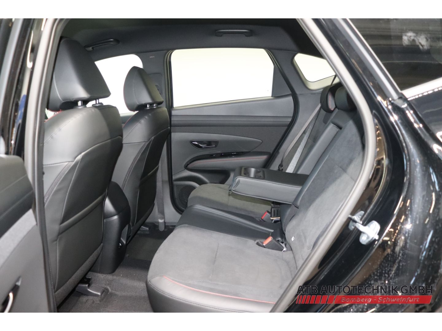 Fahrzeugabbildung Hyundai Tucson Hybrid N-Line PHEV 1.6 T-GDI 288PS 2WD 6-