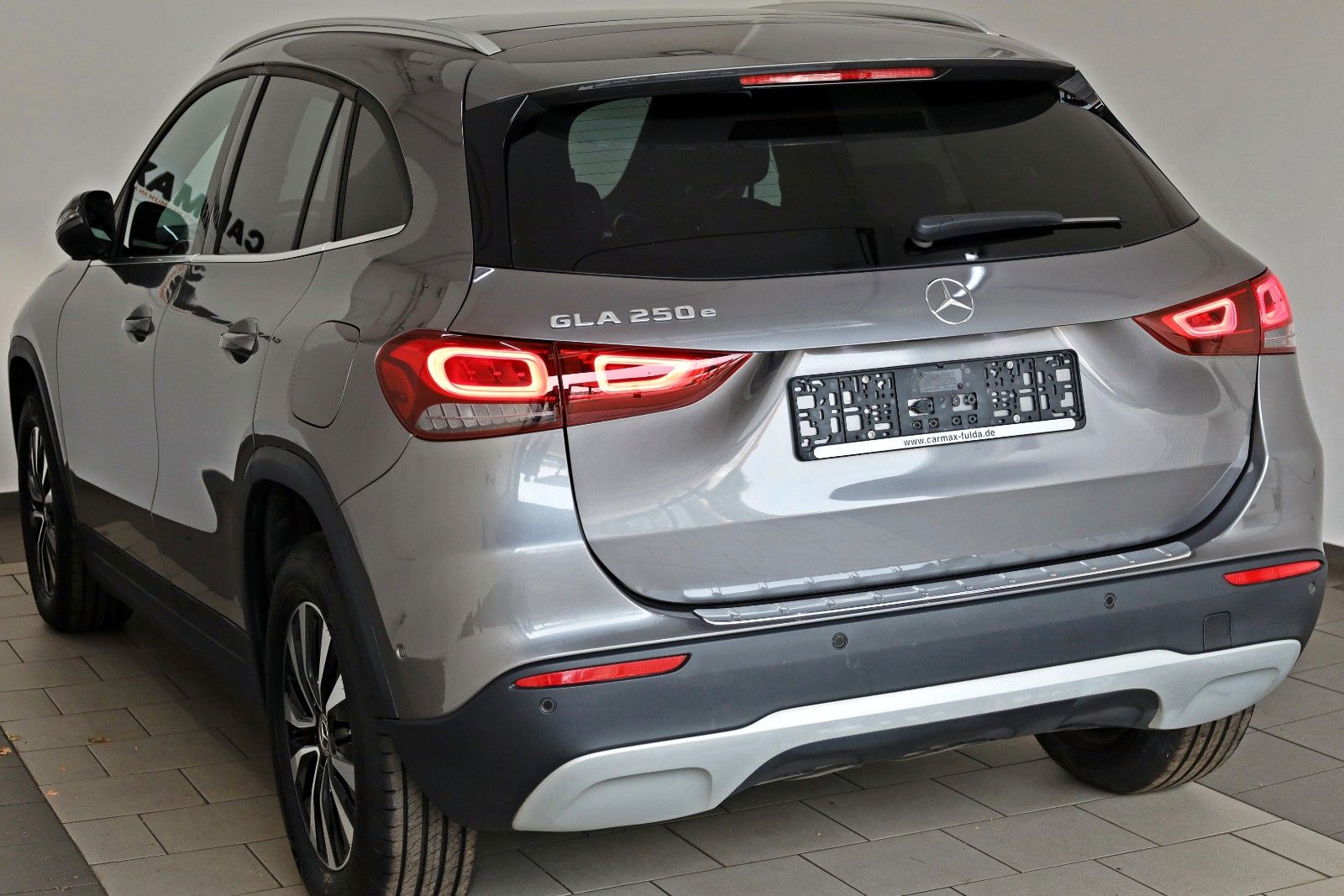 Fahrzeugabbildung Mercedes-Benz GLA 250 e, Style,T.Leder,Navi,LED,SH,Kamera,Pano