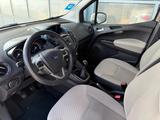 Ford Tourneo Courier Titanium 8 FACH PDC KLIMAAUTO CD - Ford Tourneo aus 2014