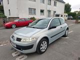 Renault Megane Authentique 1.4 16V/TÜV:06:2026/1HAND - gebrauchte Renault Megane aus dem Jahr 2003