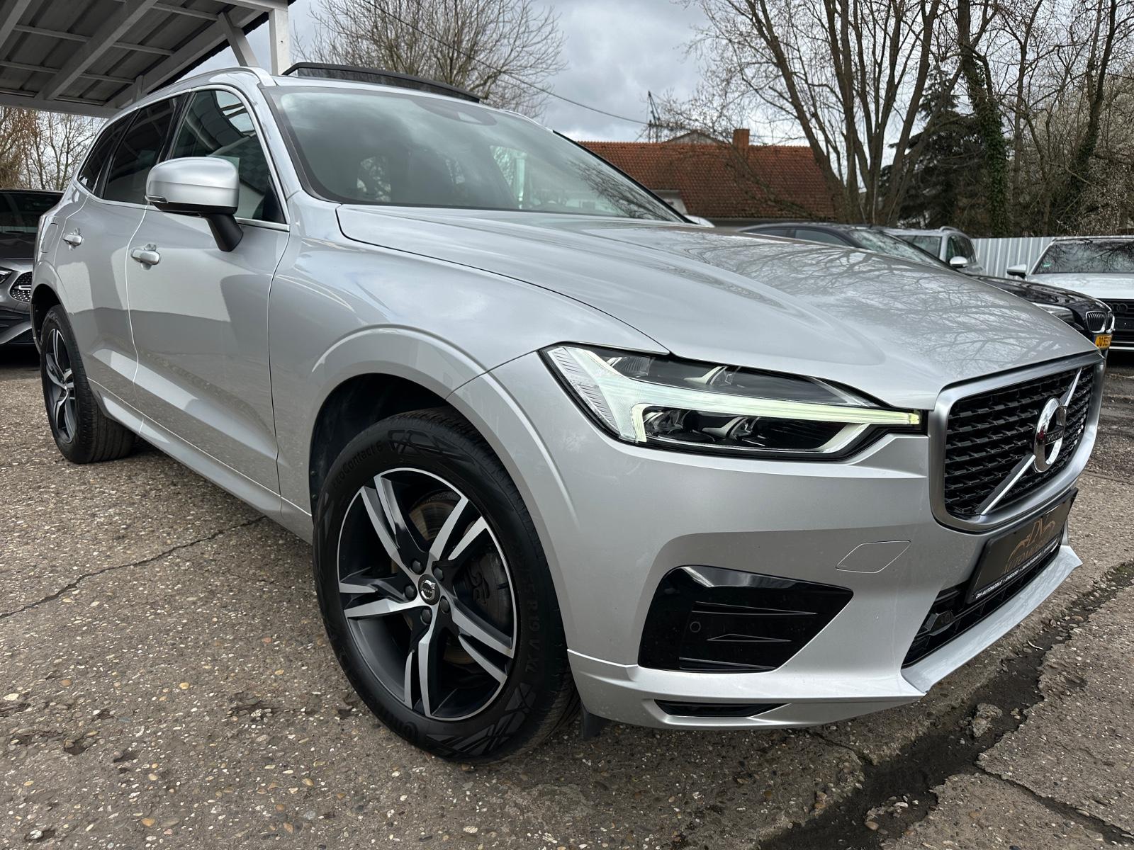 Volvo XC60 R Design AWD *Pano/Leder/Navi/CarPlay/Sitzh