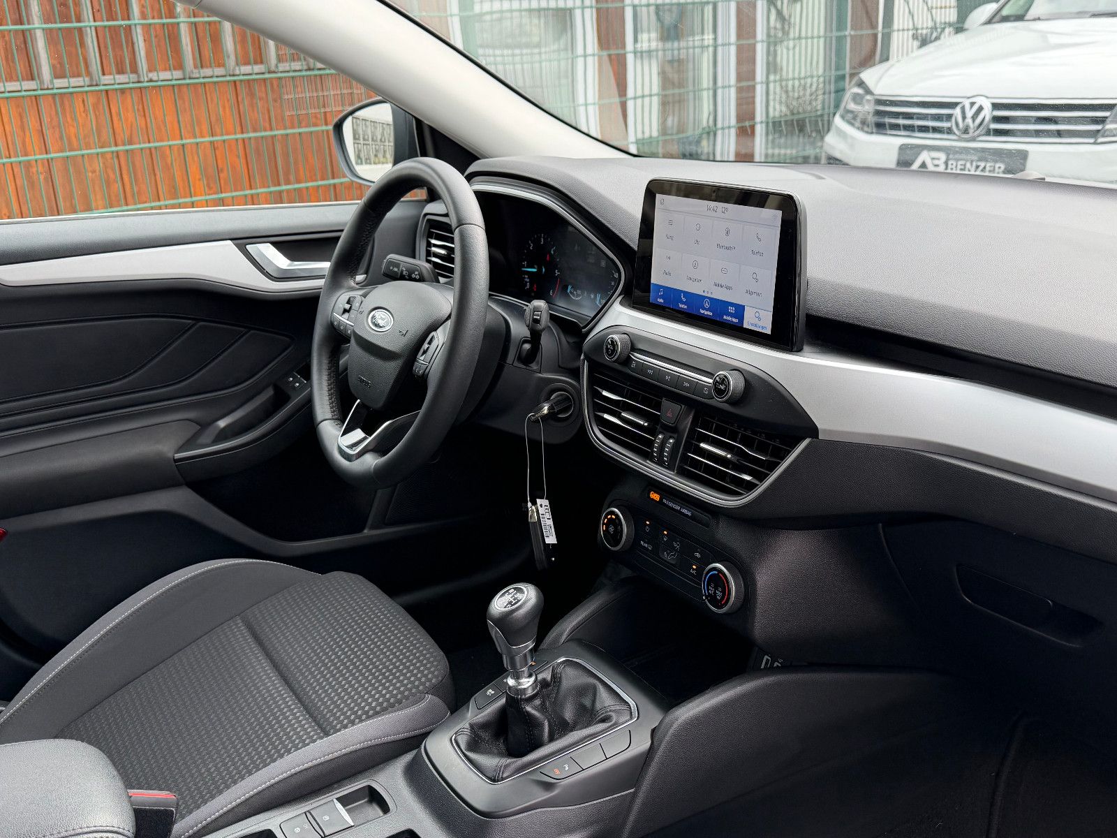 Fahrzeugabbildung Ford Focus Turnier Cool & Connect/NAVI/CAR-PLAY/KAMER