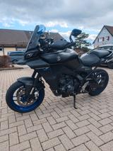 Yamaha Tracer 9 GT, Schwarz/Carbon foliert, opt. Tuning - BENZIN TUNING