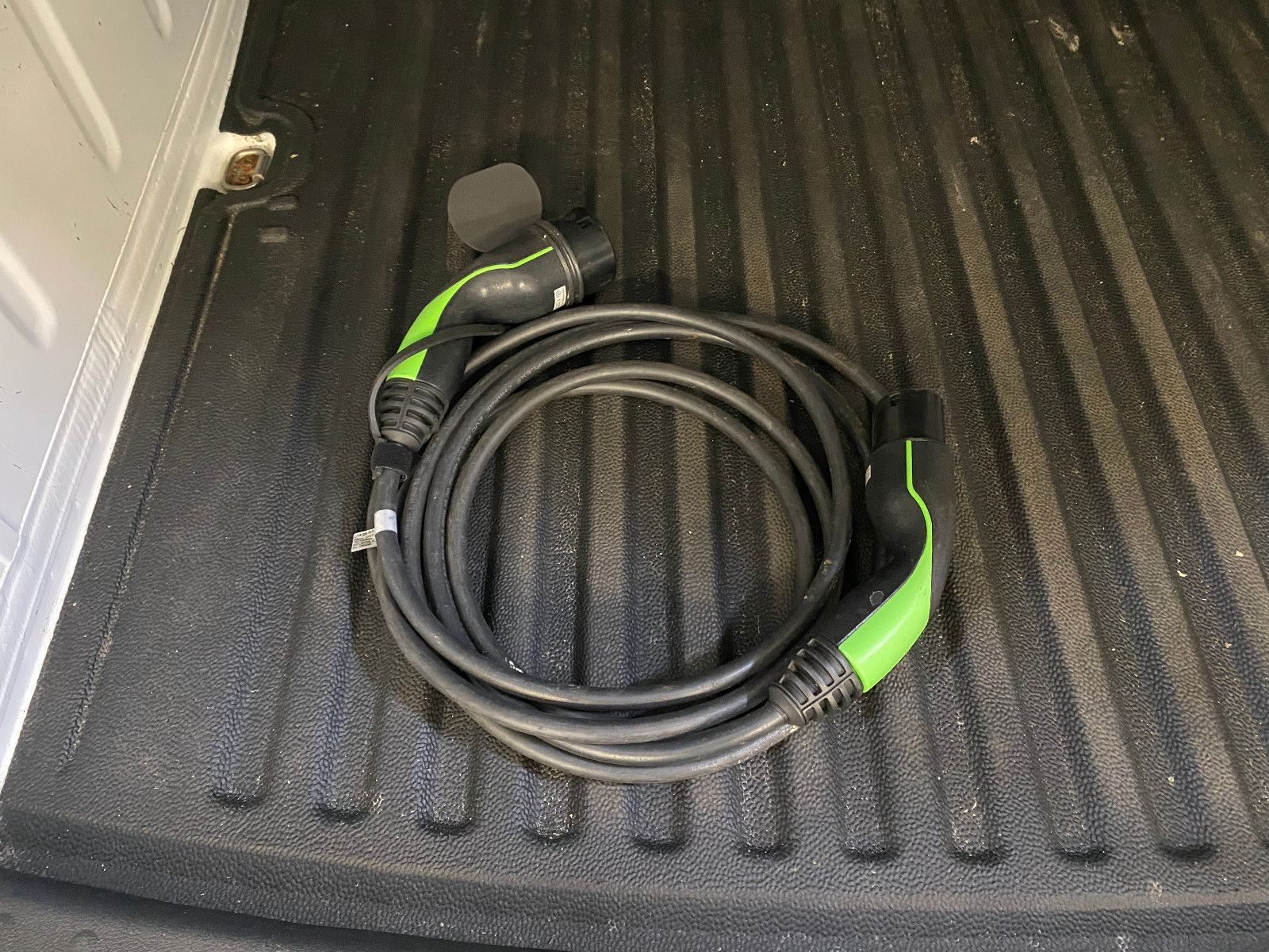 Fahrzeugabbildung Volkswagen Caddy Maxi ABT e Kasten Elektro DSG Klima PDC