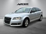 Audi A3 1.6 Attraction Metallic/Klima/Tempomat/2Hand - : Silber, Limousine, Metallic