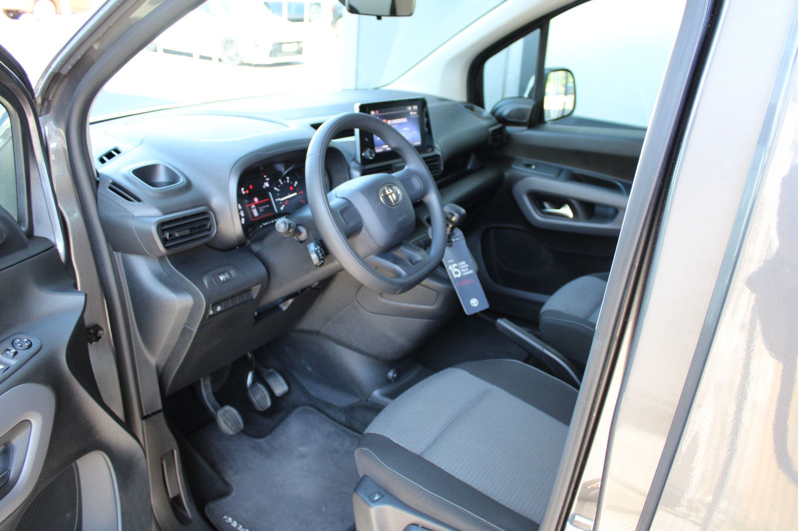 Fahrzeugabbildung Toyota Proace City Verso 1,2 Turbo L2 Shuttle