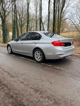 BMW 330e iPerformance Advantage Advantage - BMW 330: Iperformance