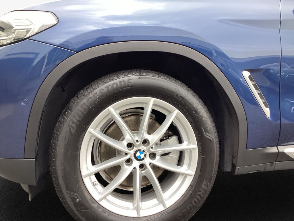 BMW X4 xDrive20d Aut. HiFi LED Pano SHZ foto 8