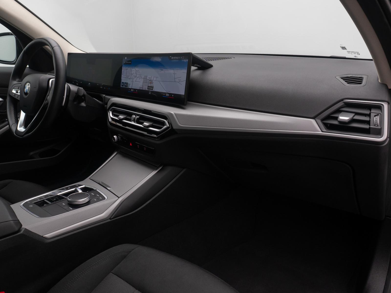 BMW 318 i GeschwindigReg DAB PDC Widscreen Cockpit+, миниатюра 26