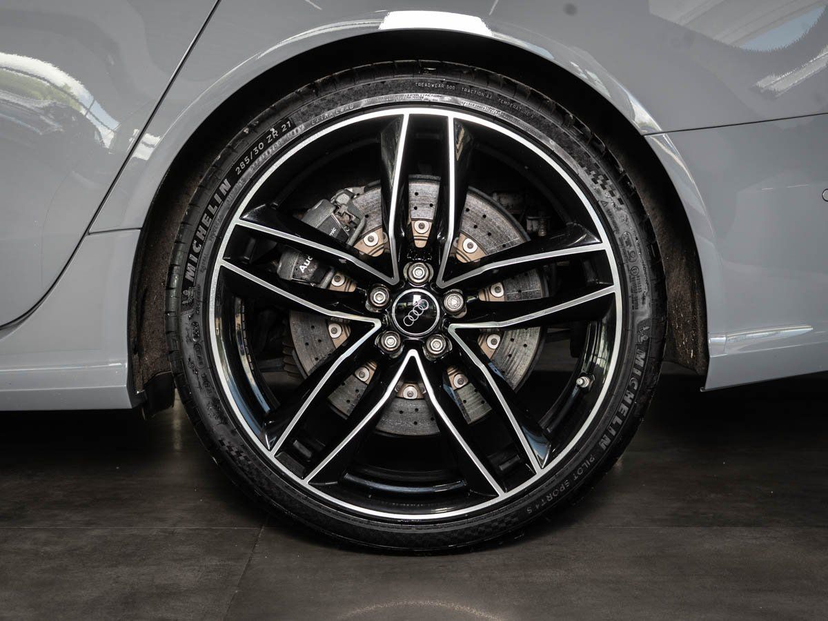 Audi RS6 Performance  *AKRAPOVIC*KERAMIK*BOSE*NARDO* foto 6