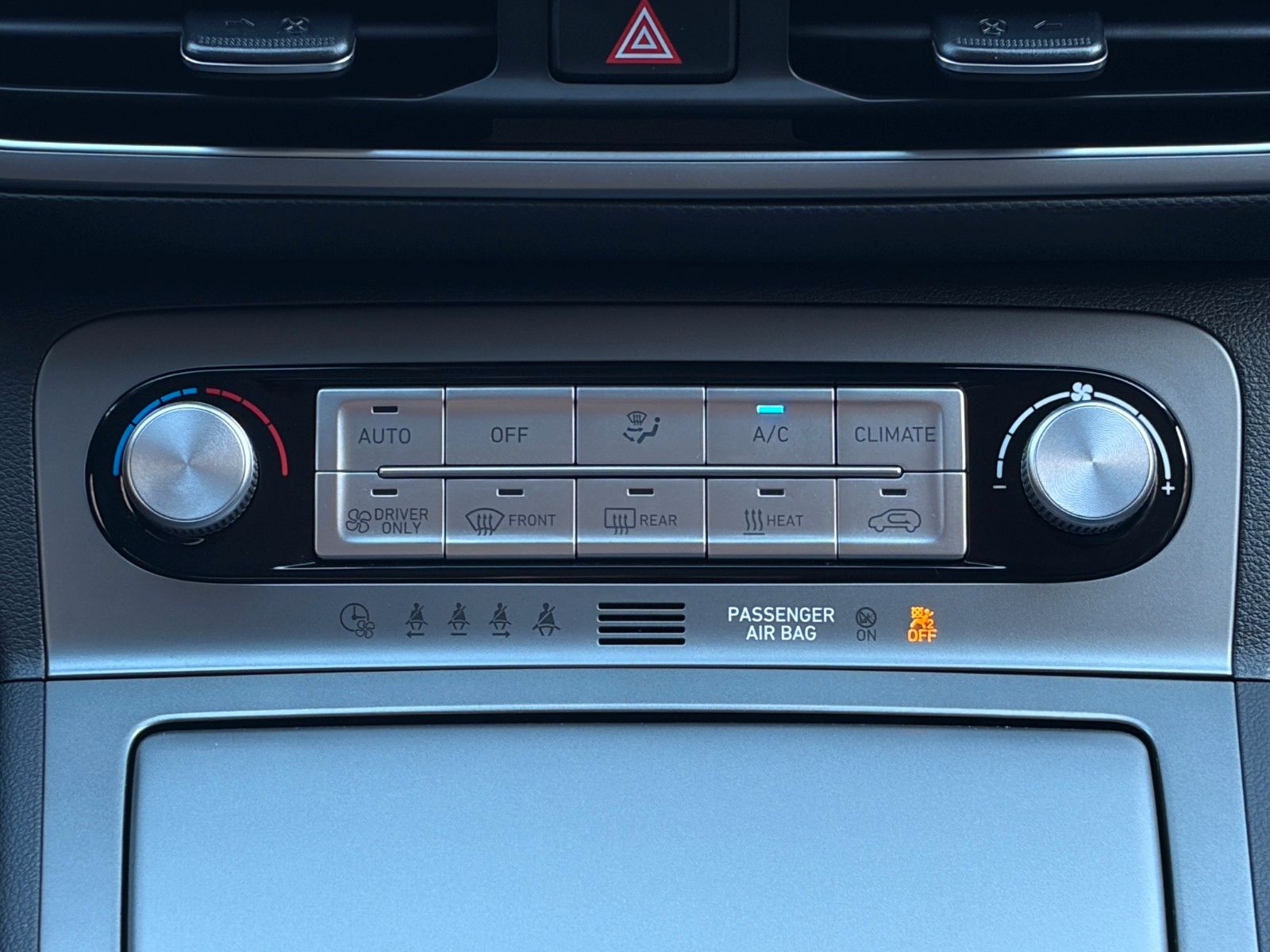 Fahrzeugabbildung Hyundai KONA E Trend SHZ LHZ ACC LKA LFA KRELL CarPlay