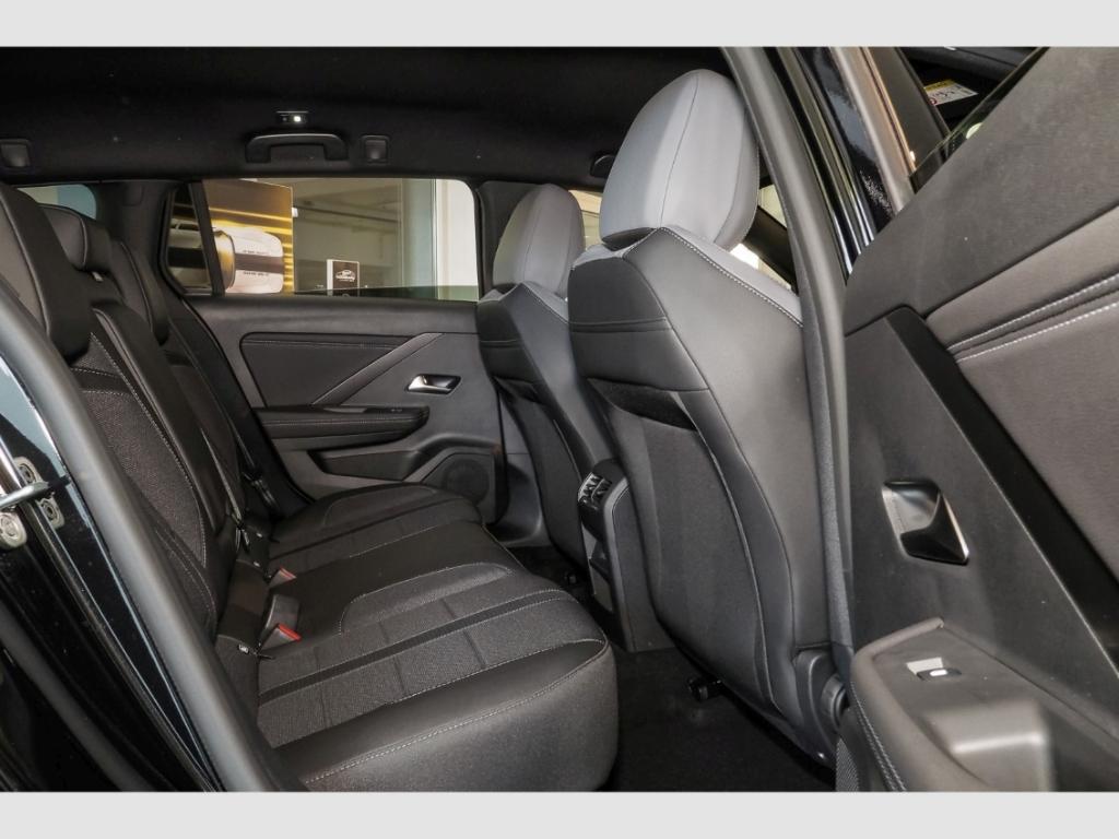 Opel Astra Electric L GS Sports Tourer Facelift