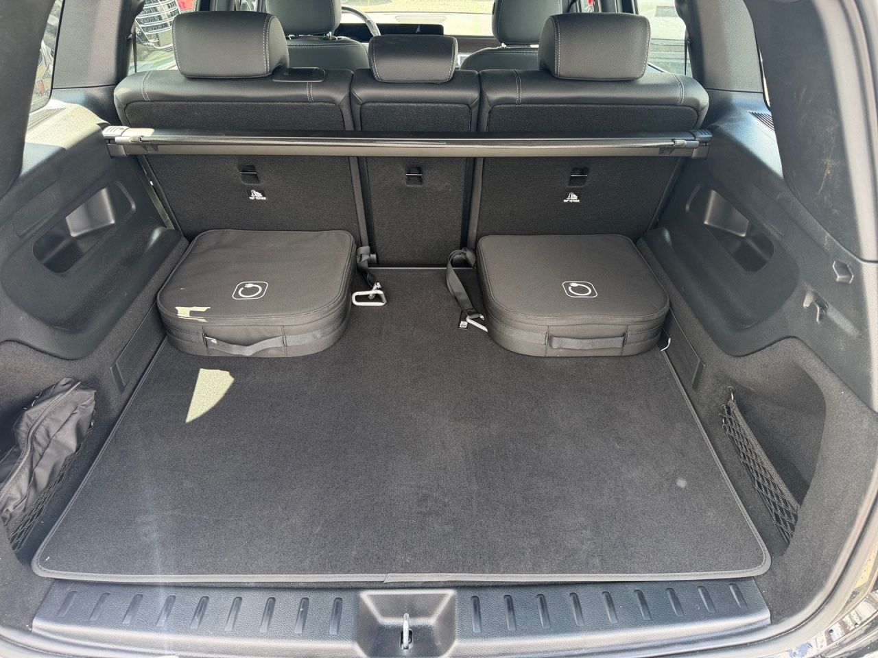 Fahrzeugabbildung Mercedes-Benz EQB 300 4M BONUS+AHK+FAHRASS+LHZ+CARPLAY+ALLRAD+