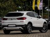 BMW X2 sDrive18d Advantage Plus Navi LED RFK DAB - BMW X2: Sdrive18d