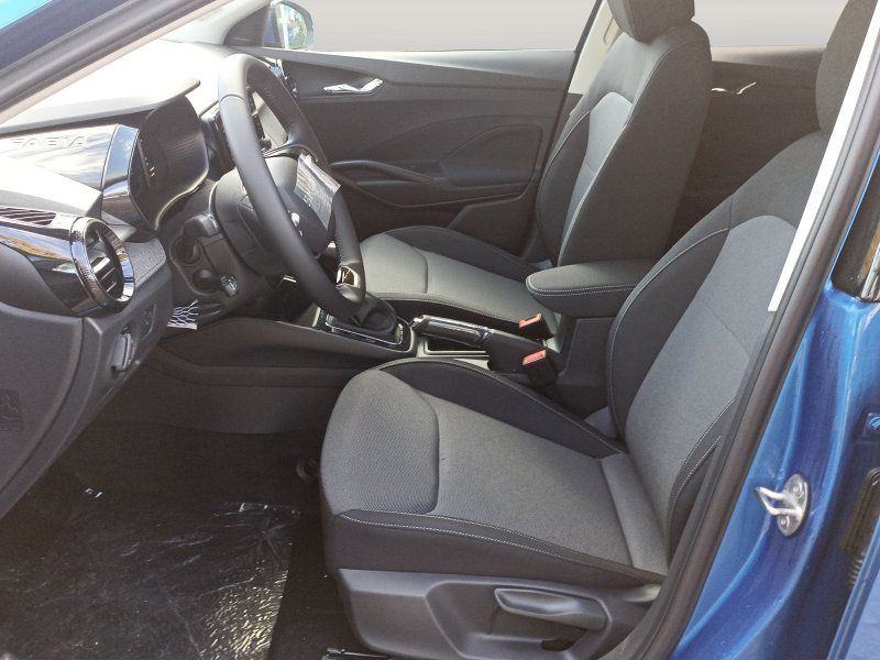 Fahrzeugansicht 8 Fahrzeugabbildung SKODA Fabia 1.0 TSI Selection DSG ACC+SMART-LINK+PDC+