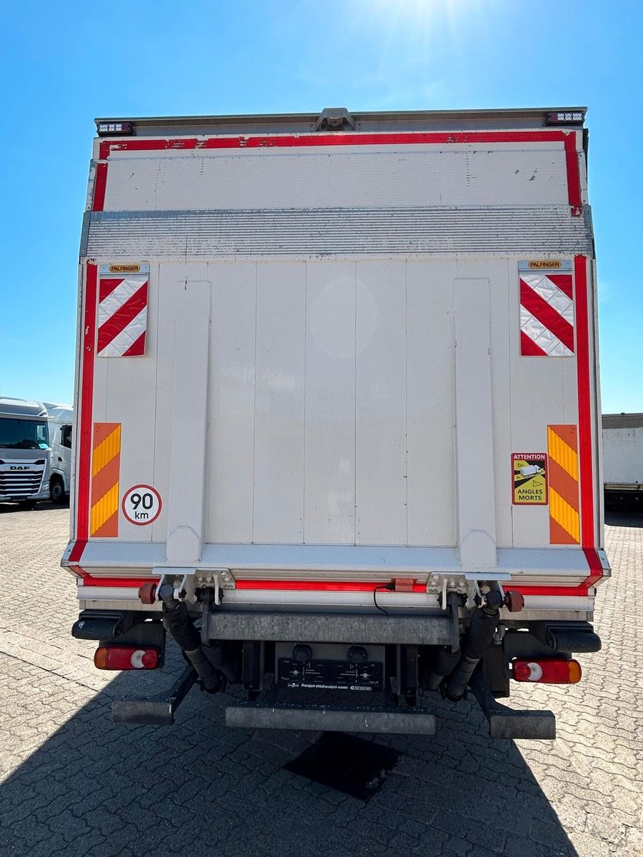 Fahrzeugabbildung Iveco EuroCargo 120 El 210L Carrier Supra