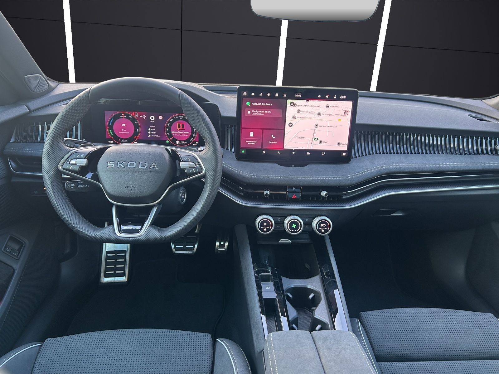 Fahrzeugabbildung SKODA Superb Combi 1.5 TSI iV Sportline DSG AHZV PANO