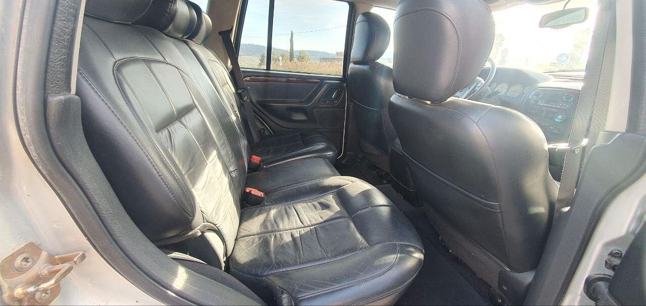 Jeep Grand Cherokee 2004 — photo 8