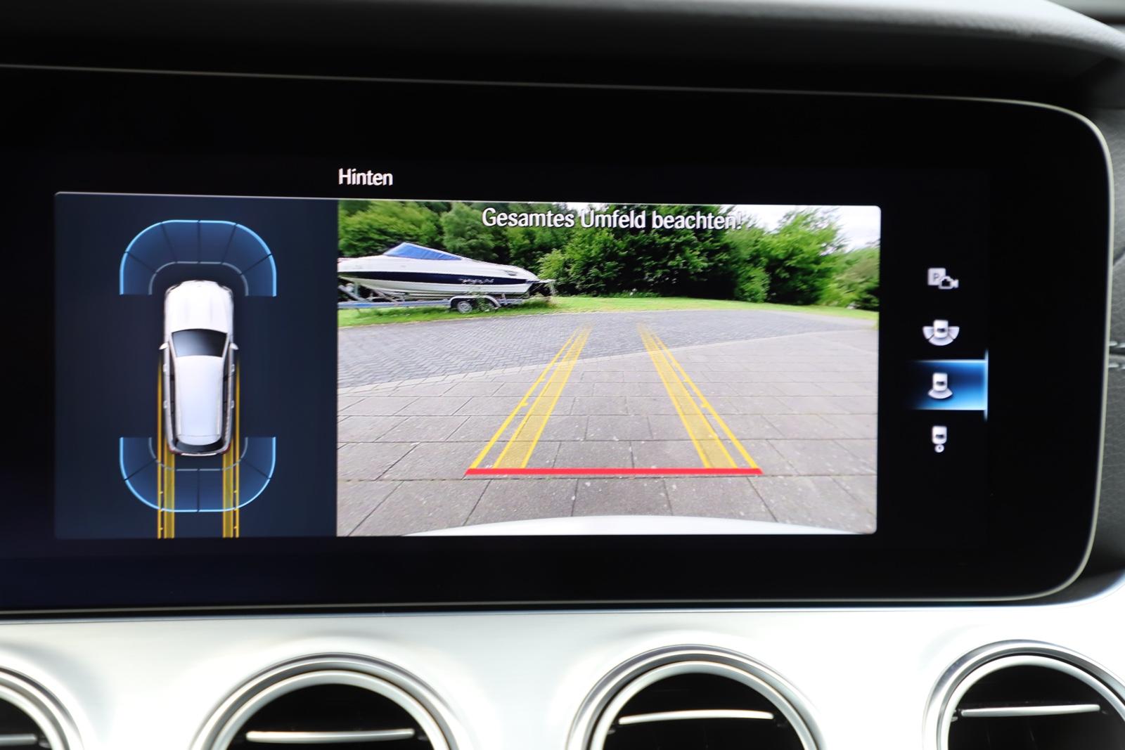 Mercedes-Benz E 220d T-Modell AMG Nav Burmesteri Distronic AHK
