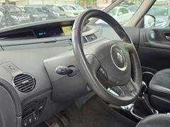 Fahrzeugabbildung Grand Espace IV Edition 25th 2.0 dCi  175 FAP 7
