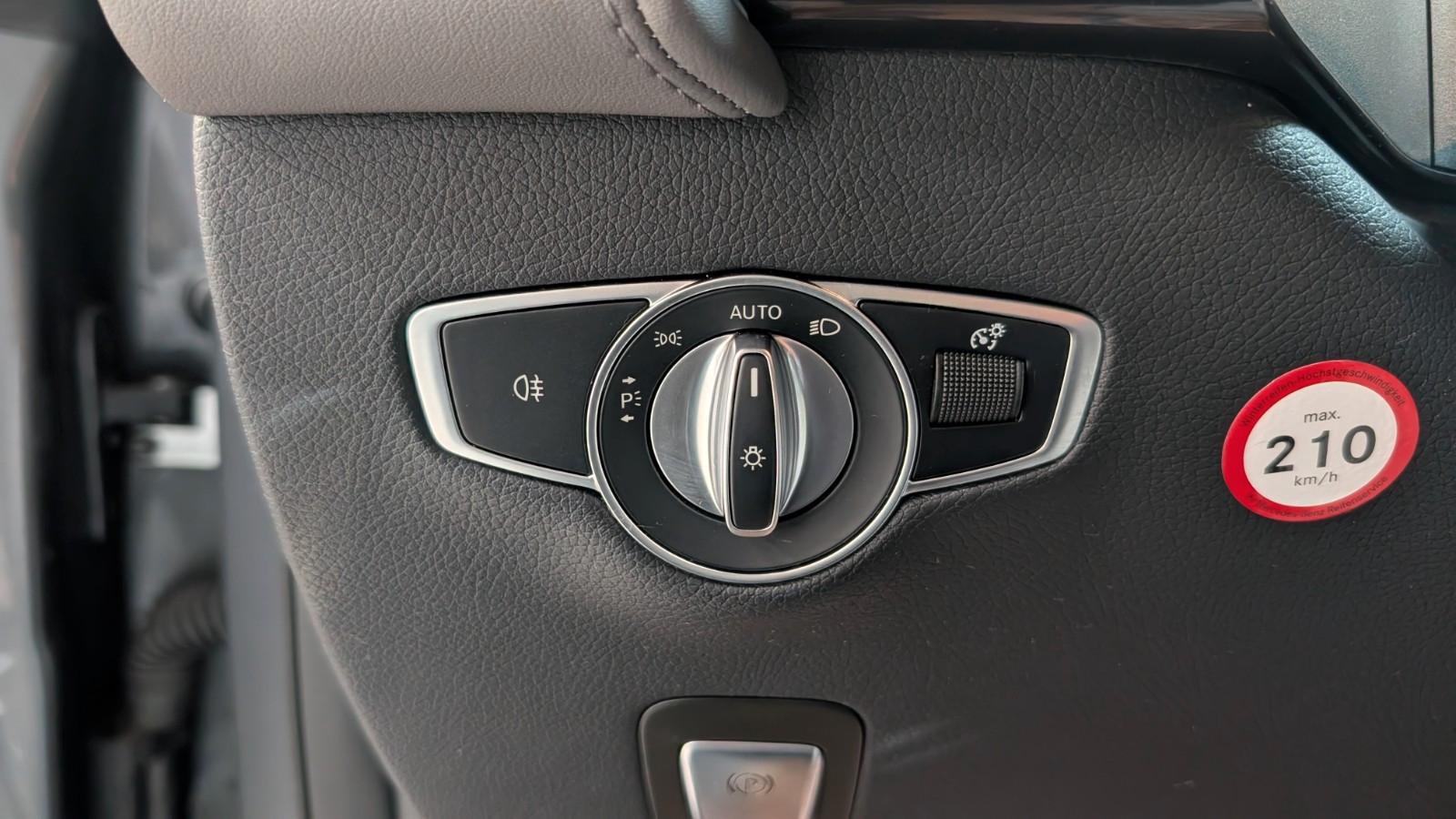 Mercedes-Benz EQC 400 4Matic WIDE*TOTW*SPUR*DISTRONIC*AHK*KAM