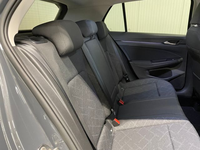 Golf VIII Life 1.0 TSI LED ACC SHZ APP-CONNECT