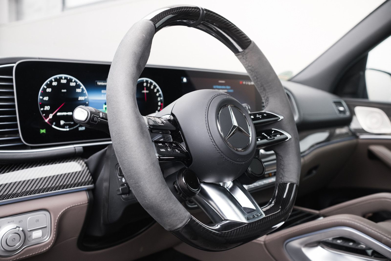 Fahrzeugabbildung Mercedes-Benz GLE 53 AMG-Hybrid-Premium-Plus-Manufaktur Paket