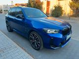 BMW X3 M Competition - blaue BMW X3 M