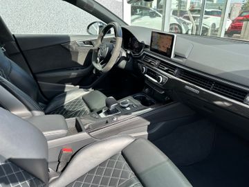 Fahrzeugabbildung Audi A5 Sportback 40 TDI Quattro S Line