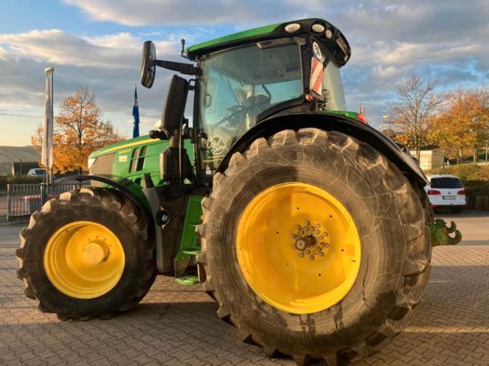 John Deere 6250r