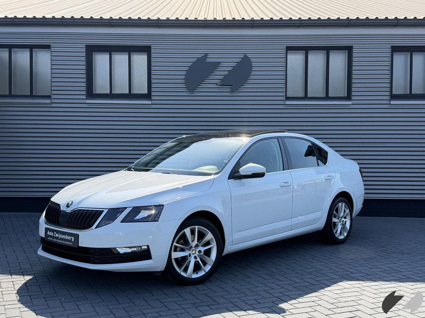 Skoda Octavia 1.5 TSI Greentech Business |Pano|Stoelve