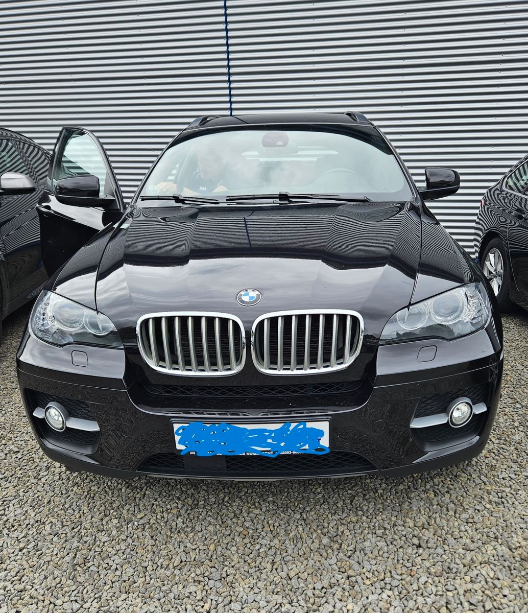 BMW X6 xDrive40d -