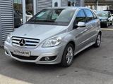 Mercedes-Benz B 200 CDI AUTOMATIK+EINPARKHILFE V/H+SHZ - Mercedes-Benz B 200 Gebrauchtwagen in Mönchengladbach