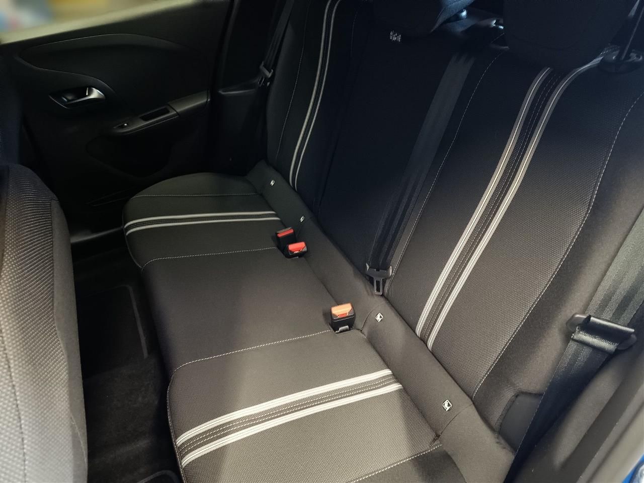 Fahrzeugabbildung Opel Corsa F GS 1.2 Turbo 74KW