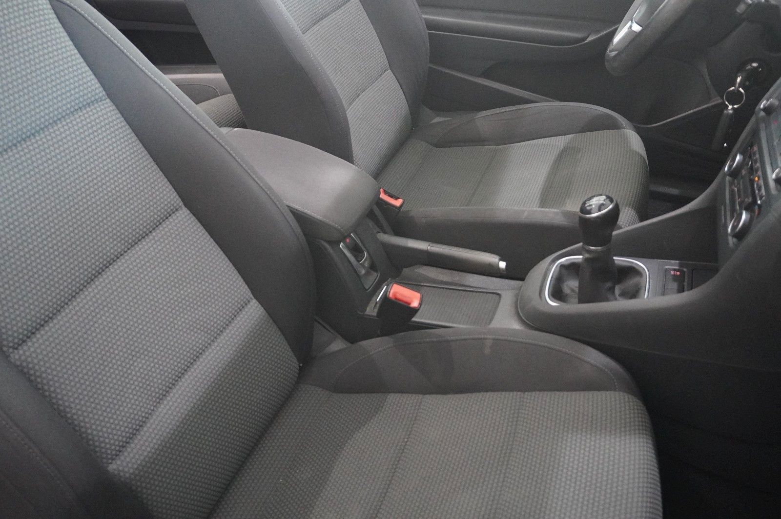 Fahrzeugabbildung Volkswagen Golf VI Cabriolet 1.2 TSI NAVI/SHZ/USB/PDC/TEMP.