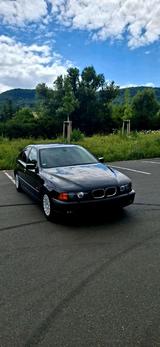 BMW Biete BMW 528 i an - BMW 528 aus 1998