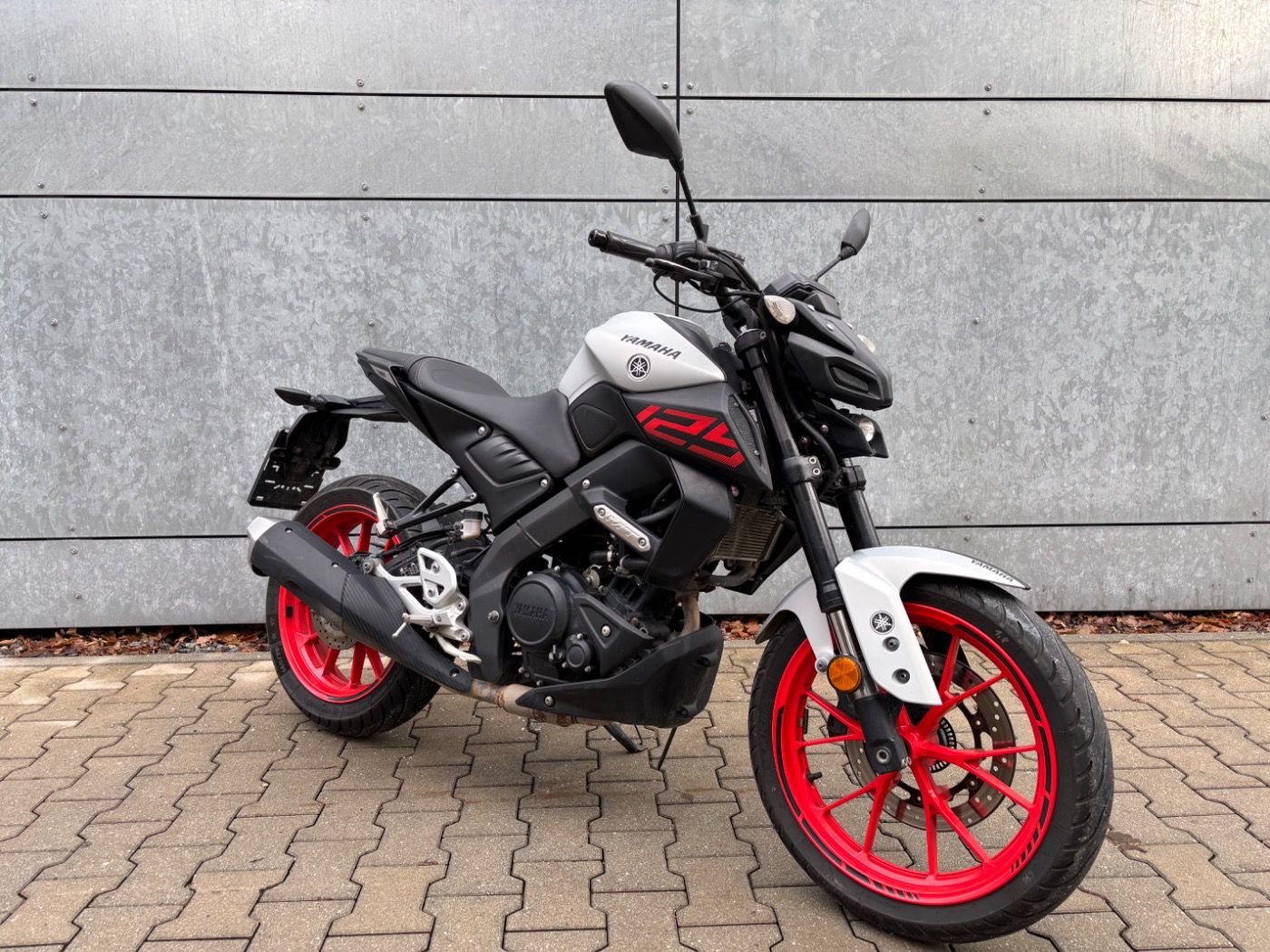 Fahrzeugabbildung Yamaha MT 125 Griffheizung