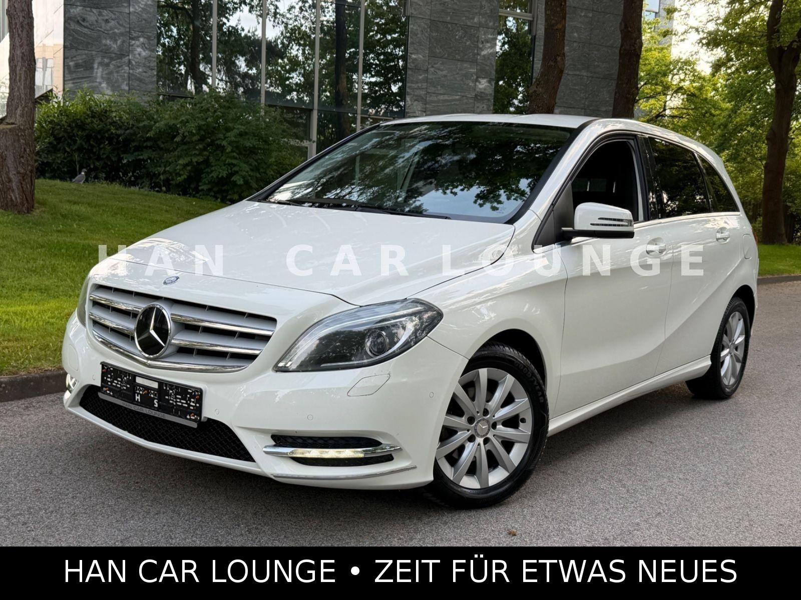 Mercedes-Benz B 180