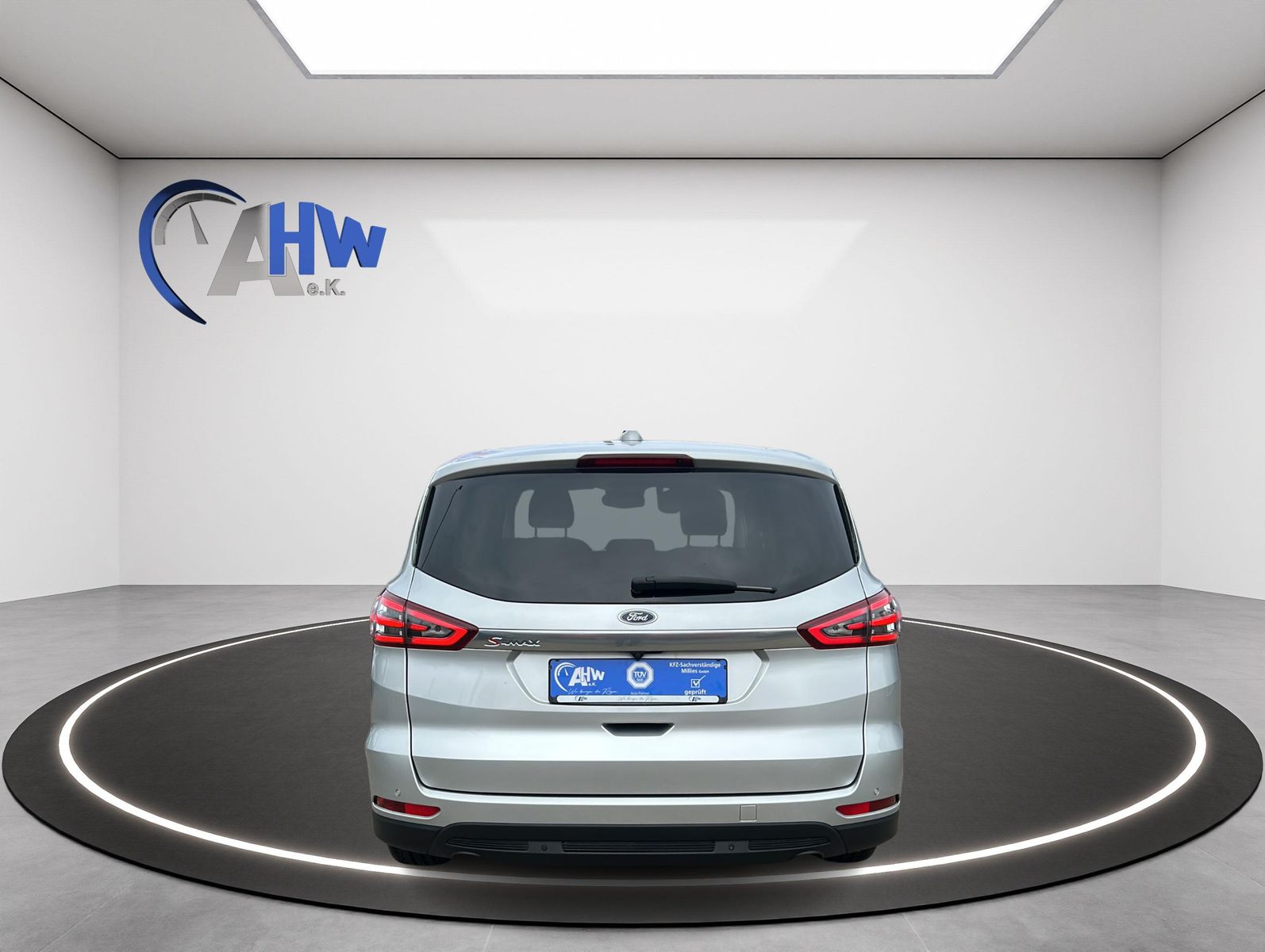 Fahrzeugabbildung Ford S-MAX 2,0 EcoBlue. Aut. TREND
