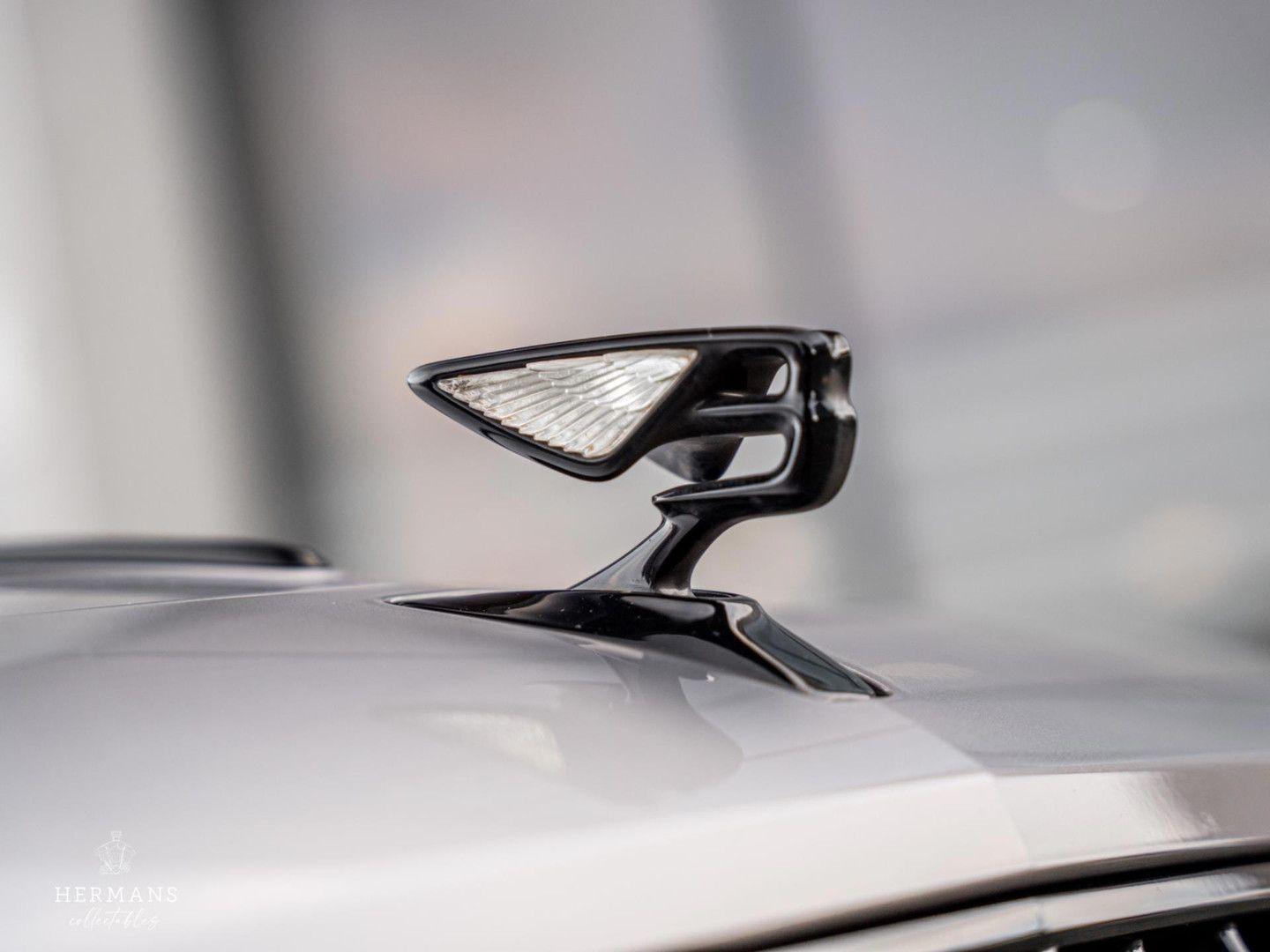 Bentley Flying Spur 6.0 W12 Mulliner / Massage / Black L
