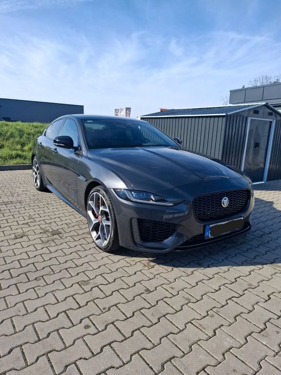 Image of Jaguar XE