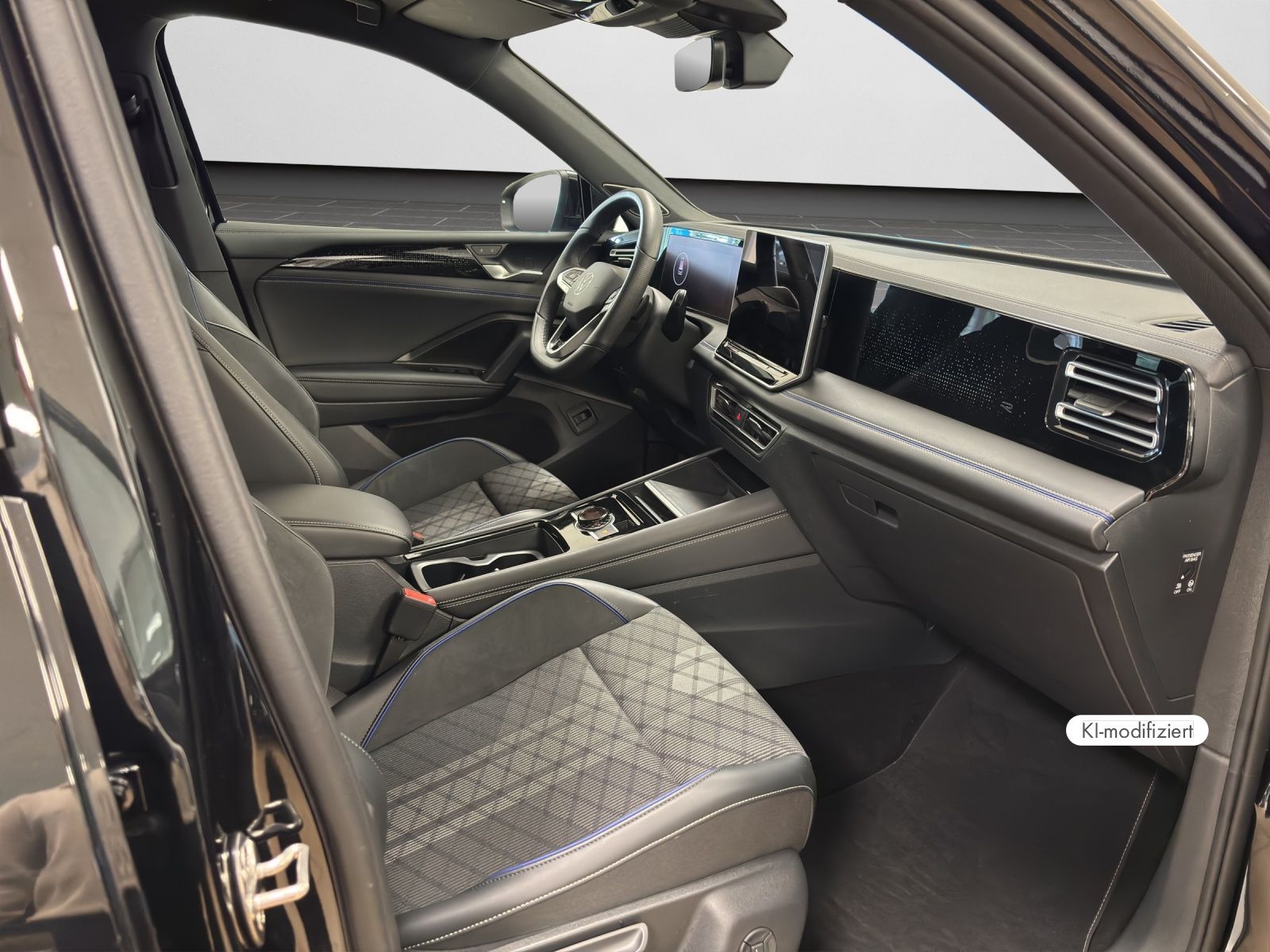 Volkswagen Tiguan 2.0 TSI R-Line BlackStyle H&K MATRIX 20 foto 4