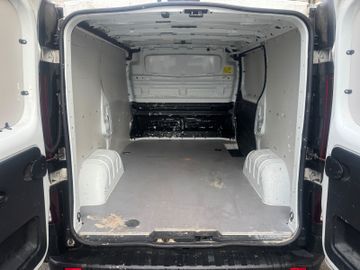 Opel Vivaro - 7