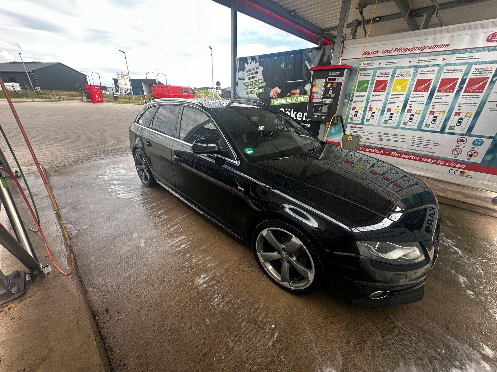Audi A4 2009 — салон