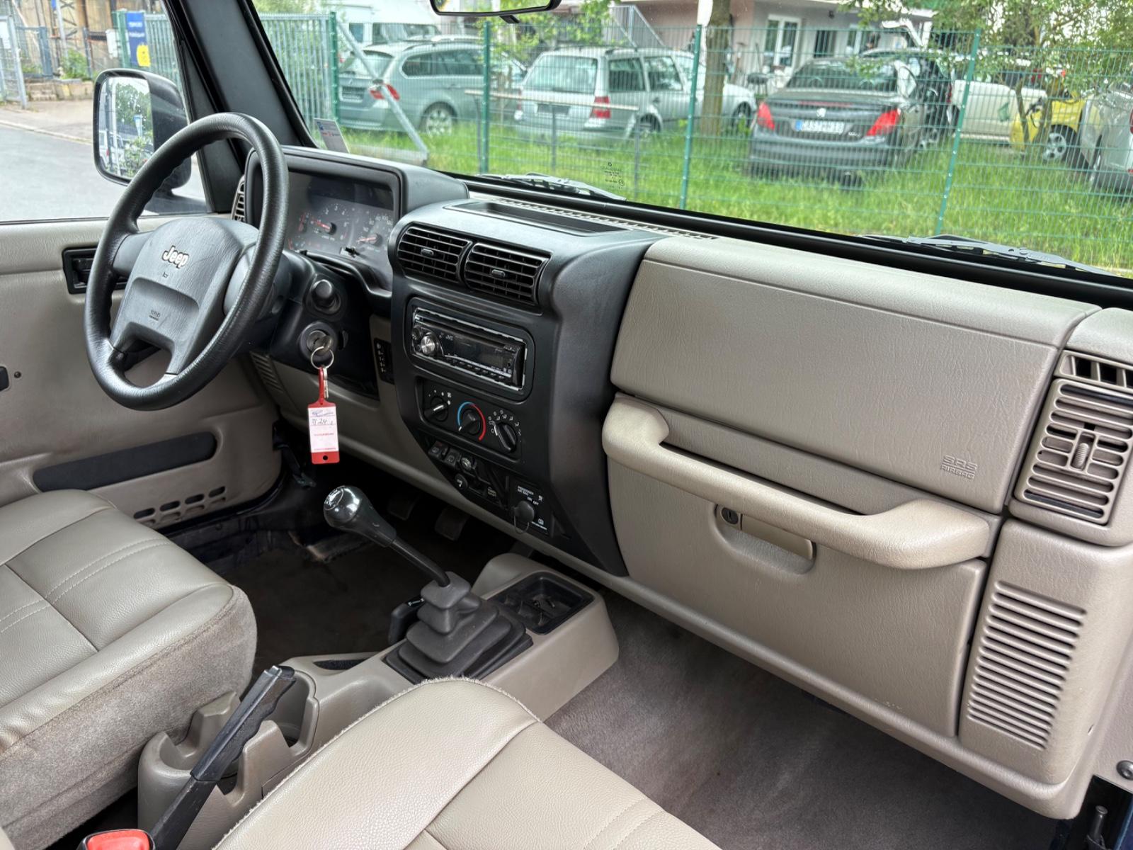 JEEP WRANGLER TJ - 2.4 LIMITED - 143 CV - 4X4 - BVM