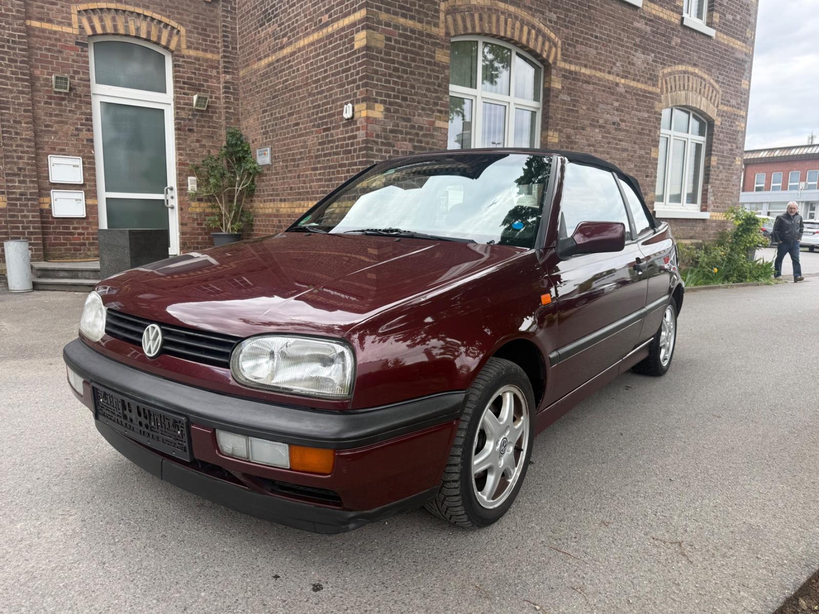 Volkswagen Golf 1.8/TÜV Neu.